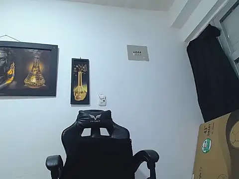 NikolSexyHot online show from 05.18.26