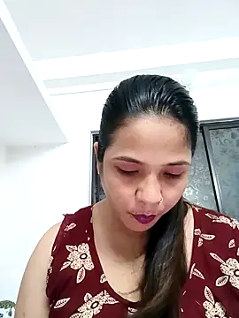 Snapshot of Hot-shot99 chatting on 10.03.25 Hot-shot99 online show from 10.03.25