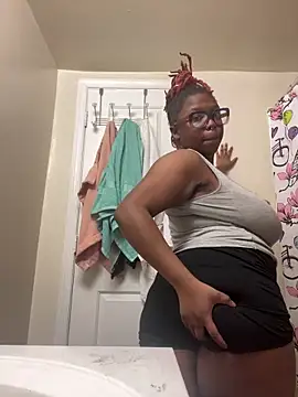 kiaxkiaa online show from 12.16.24