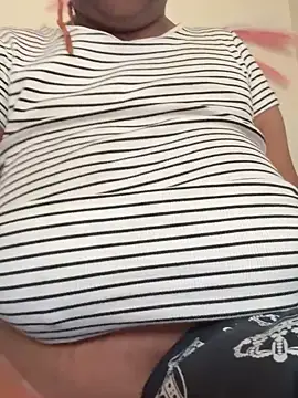 kiaxkiaa online show from 02.18.25