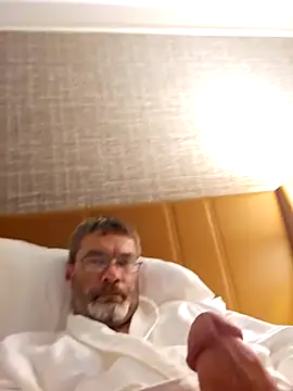 tileguyyy online show from 10.02.25