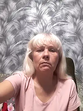 sakura blonde online show from 11.11.25