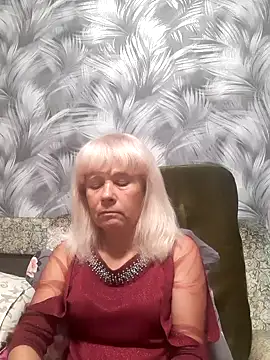 sakura blonde online show from 11.20.25