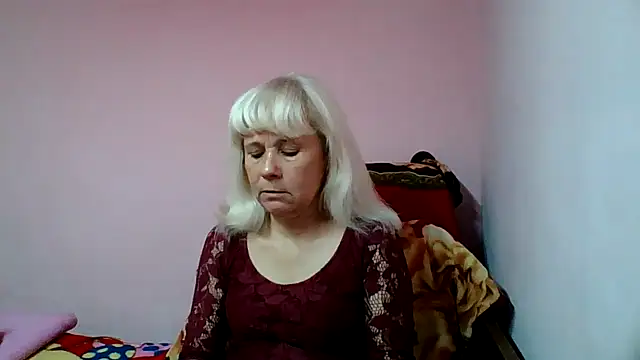 sakura blonde online show from 11.29.25