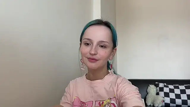 bumble bee online show from 12.19.24