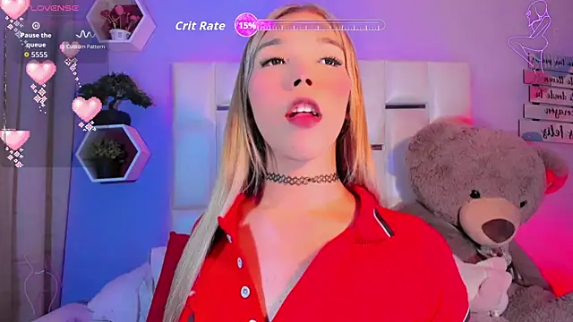 Snapshot of Aileen_18 chatting on 11.22.25 Aileen 18 online show from 11.22.25