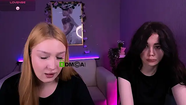 Snapshot of playful_sophie chatting on 02.21.26 playful sophie online show from 02.21.26