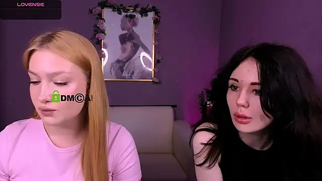 Snapshot of playful_sophie chatting on 03.15.26 playful sophie online show from 03.15.26