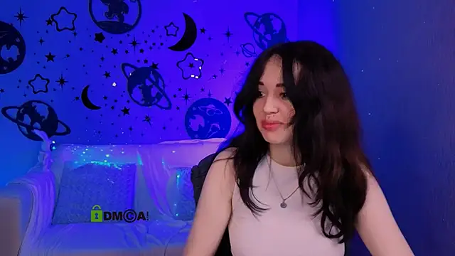 Snapshot of playful_sophie chatting on 04.01.26 playful sophie online show from 04.01.26