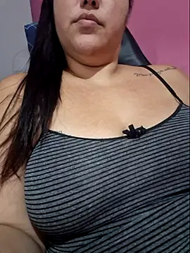Snapshot of Paolaa_hoot chatting on 03.13.25 Paolaa hoot online show from 03.13.25
