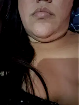 Snapshot of Paolaa_hoot chatting on 03.21.25 Paolaa hoot online show from 03.21.25