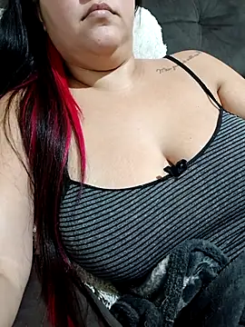 Paolaa hoot online show from 05.16.26