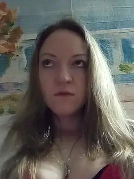 Snapshot of KattyLuuu chatting on 12.20.25 KattyLuuu online show from 12.20.25