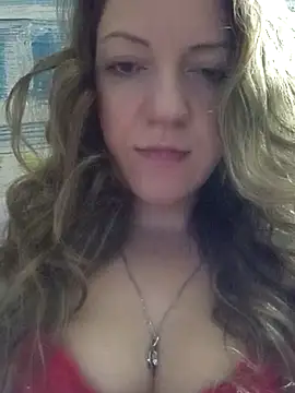 Snapshot of KattyLuuu chatting on 02.01.26 KattyLuuu online show from 02.01.26