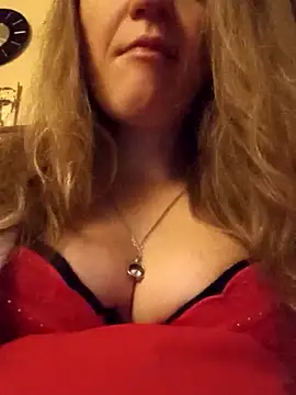 Snapshot of KattyLuuu chatting on 02.12.26 KattyLuuu online show from 02.12.26