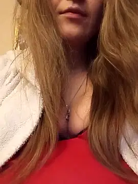 Snapshot of KattyLuuu chatting on 02.16.26 KattyLuuu online show from 02.16.26