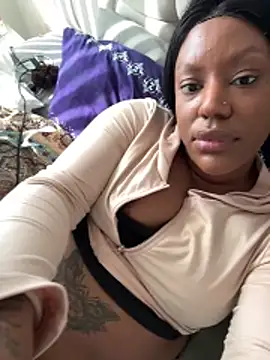 LavenderBuxton online show from 03.11.26