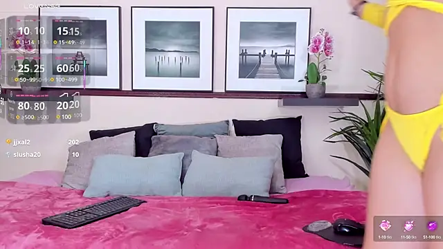 Gaby Ferrer online show from 03.10.25