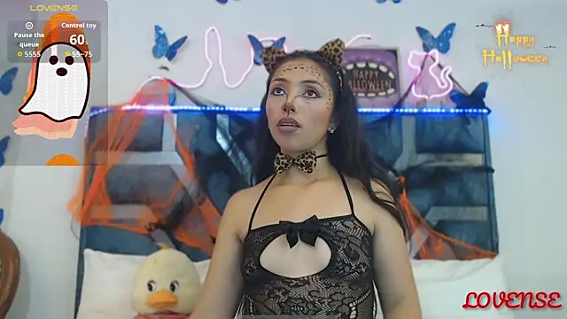 Roxan Fox- online show from 11.01.25