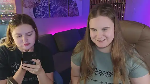 Snapshot of Ellie_Wellie chatting on 02.08.25 Ellie Wellie online show from 02.08.25