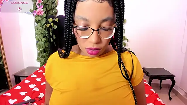 Snapshot of AmyBriiggs chatting on 03.03.26 AmyBriiggs online show from 03.03.26