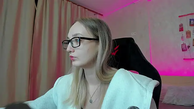 Cheryl  Brown online show from 02.12.25