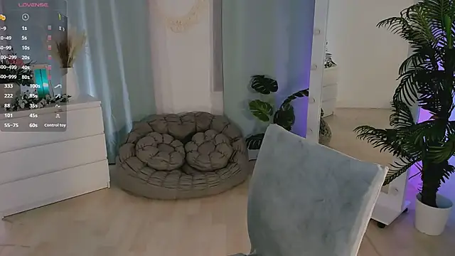 lilithlunna online show from 11.15.25