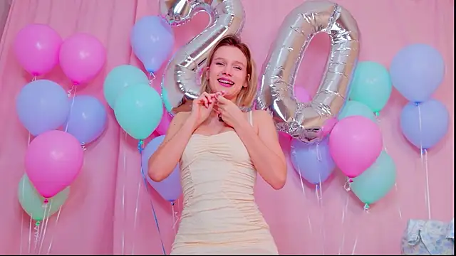 MeowthLilu online show from 02.05.26