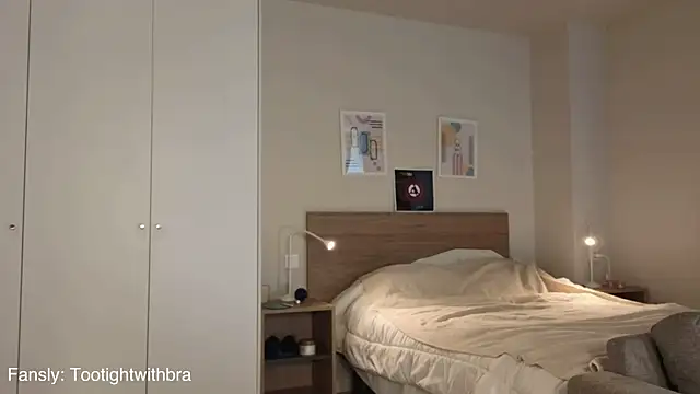 tootightwithbra online show from 06.29.26