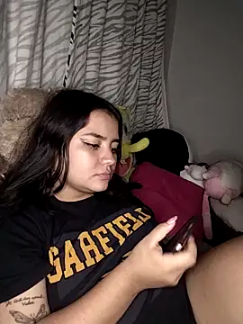 Snapshot of Ema_kraus chatting on 02.11.25 Ema kraus online show from 02.11.25