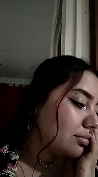 Snapshot of Ema_kraus chatting on 02.18.25 Ema kraus online show from 02.18.25