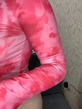 Snapshot of Sweet_white_chocolate chatting on 02.20.25 Sweet white chocolate online show from 02.20.25