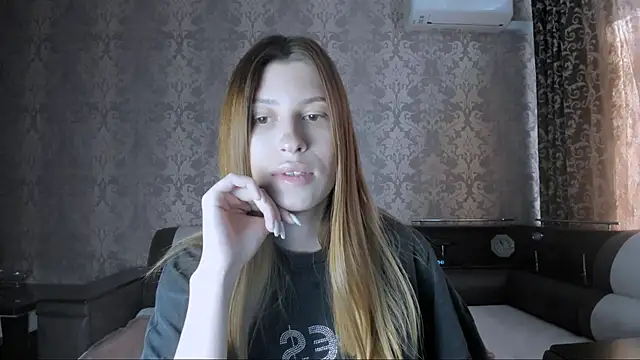 Agnes Allenn online show from 09.16.25