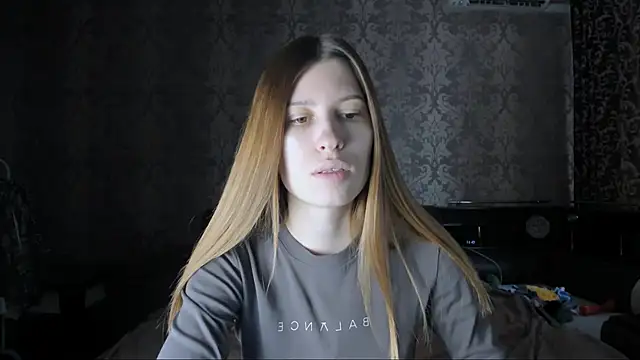 Agnes Allenn online show from 09.25.25