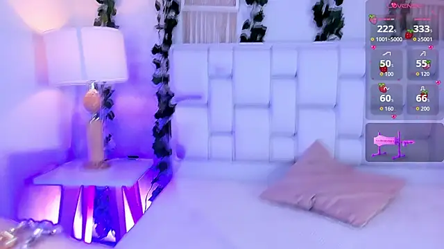 Snapshot of Miaa_gh1 chatting on 11.21.25 Miaa gh1 online show from 11.21.25