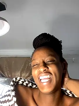 Snapshot of teddy04 chatting on 11.14.25 teddy04 online show from 11.14.25