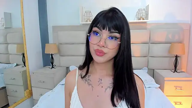 RoseCassie online show from 03.05.25