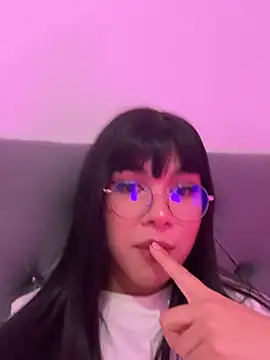 RoseCassie online show from 03.13.25