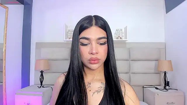 RoseCassie online show from 10.04.25