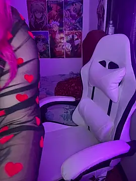 Pinky-Flower online show from 01.29.25