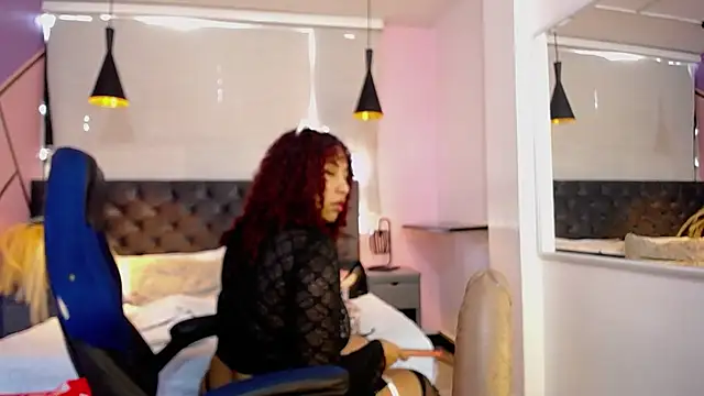 lauraltt online show from 01.11.25