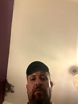 Snapshot of Pichonbendo chatting on 11.21.25 Pichonbendo online show from 11.21.25