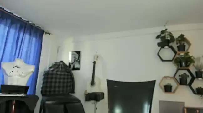 Snapshot of Antonello_Vannucci chatting on 03.10.25 Antonello Vannucci online show from 03.10.25