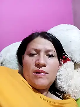 Snapshot of kattia_bk chatting on 12.24.24 kattia bk online show from 12.24.24