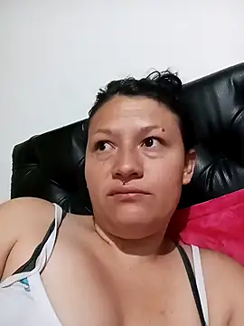 Snapshot of kattia_bk chatting on 12.29.24 kattia bk online show from 12.29.24