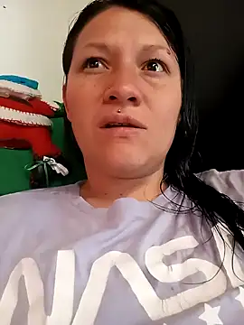 Snapshot of kattia_bk chatting on 01.06.25 kattia bk online show from 01.06.25