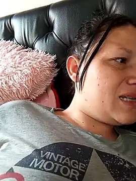 Snapshot of kattia_bk chatting on 01.08.25 kattia bk online show from 01.08.25