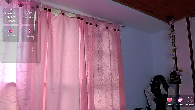 Snapshot of kattia_bk chatting on 02.20.25 kattia bk online show from 02.20.25