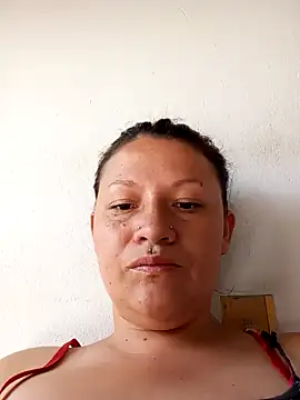 Snapshot of kattia_bk chatting on 09.11.25 kattia bk online show from 09.11.25