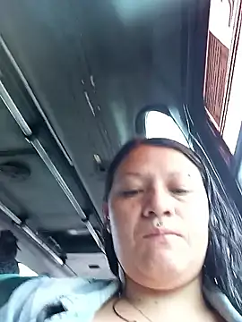 Snapshot of kattia_bk chatting on 10.28.25 kattia bk online show from 10.28.25